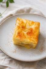 Part de gâteau léger aux poires