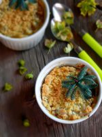 crumble-antillais-ananas-rhum-raisin