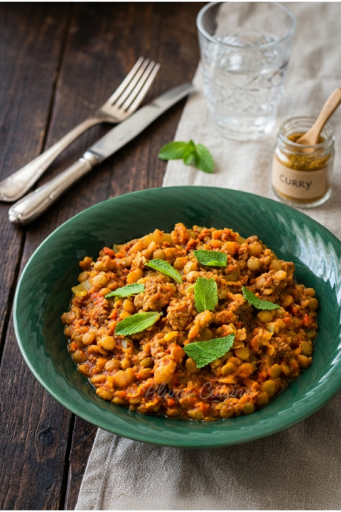 Curry de lentilles vertes à la viande d’agneau hachée