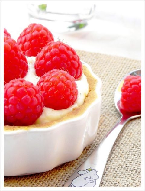 Tarte-chocolat-blanc-coco-et-framboise