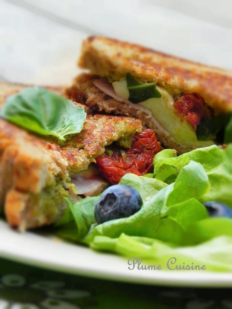 sandwich-grillé-mozzarella-tomates