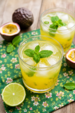Deux verres de Cocktail fruits de la passion sans alcool