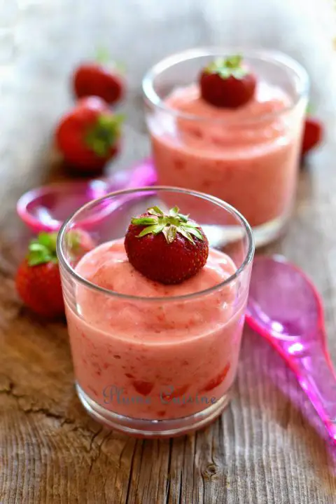 Yaourt-glacé-fraise 