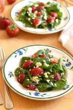 Salade-épinards-fraises-et-feta