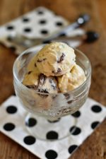 Recette-glace-rhum-raisins-maison