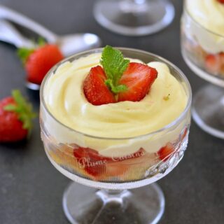 Tiramisu-fraises-ananas-verrines-recette